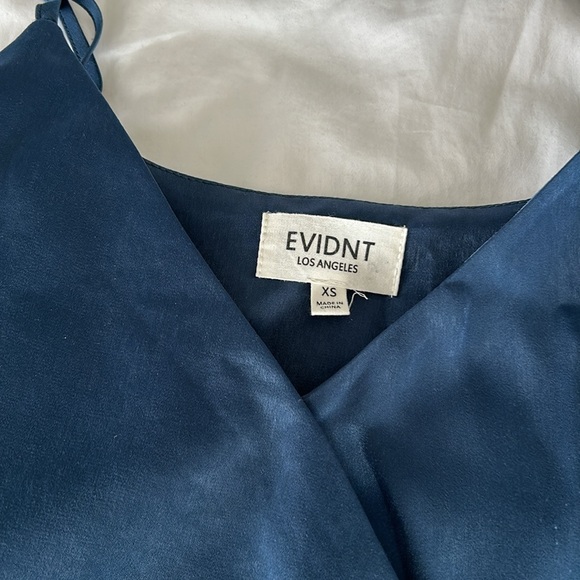 Evidnt Blue Satin Midi Dress - Picture 2 of 4